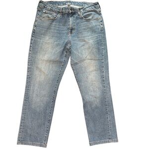 Eddie Bauer Men’s Slim Fit Jeans 36x32 Straight Leg Medium Wash Denim